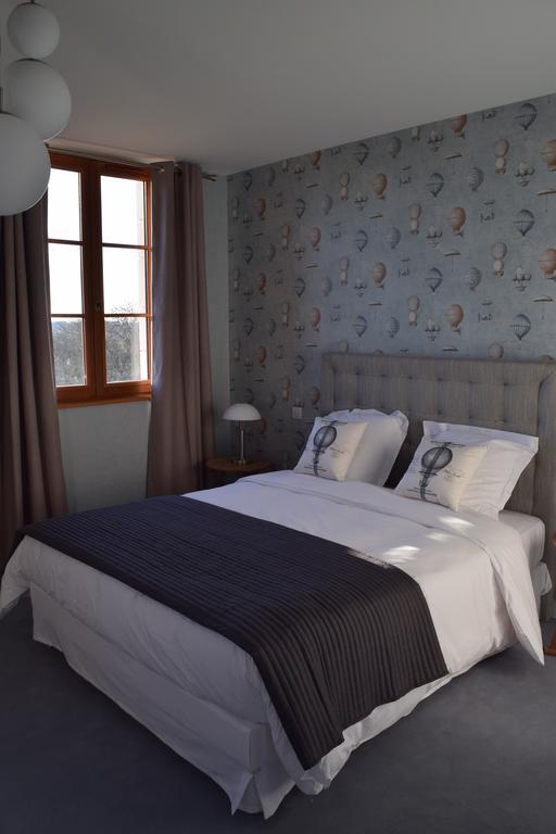 Hotel La Croix De Vernuche Varennes-Vauzelles Esterno foto