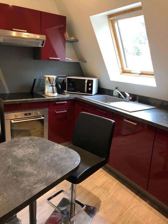 Hotel La Croix De Vernuche Varennes-Vauzelles Esterno foto